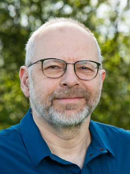 Dr. Rainer Leonhart