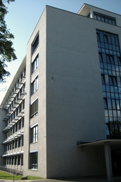 institut.jpg